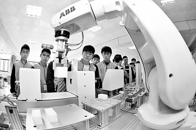 产教融合亟待政府弥合信息鸿沟 产教融合亟待政府弥合信息鸿沟