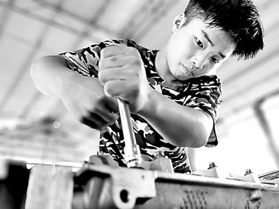 产教融合亟待政府弥合信息鸿沟 产教融合亟待政府弥合信息鸿沟